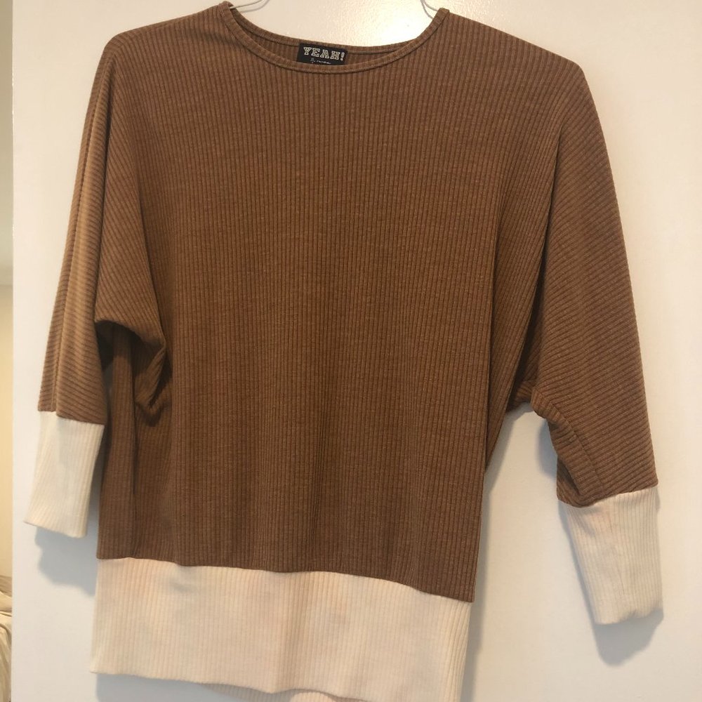Brooklyn Southwest IVEE Dolman Long sleeved peach and white top